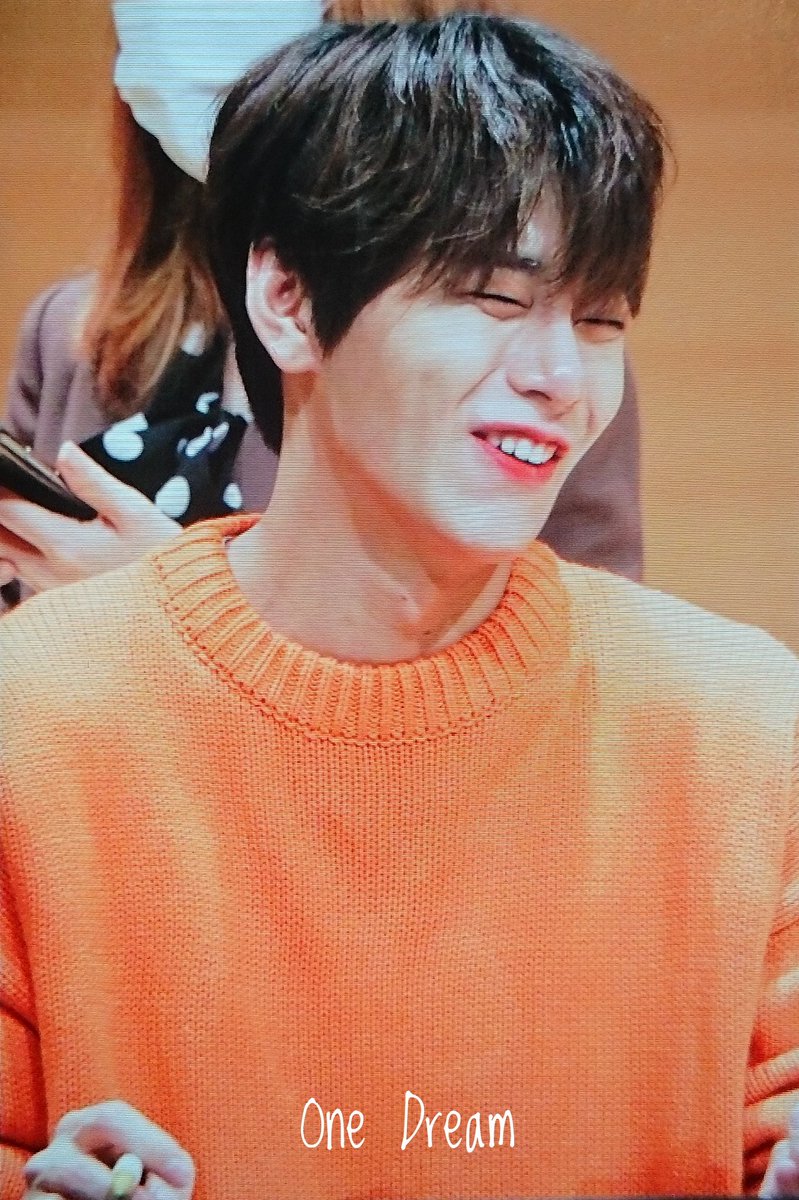 ___one_dream___'s tweet photo. 191006 JBJ95 대전 팬싸 pre

#JBJ95 #상균 #김상균 #サンギュン #Sanggyun  #젭꿍 https://t.co/LlpzHGbMdQ