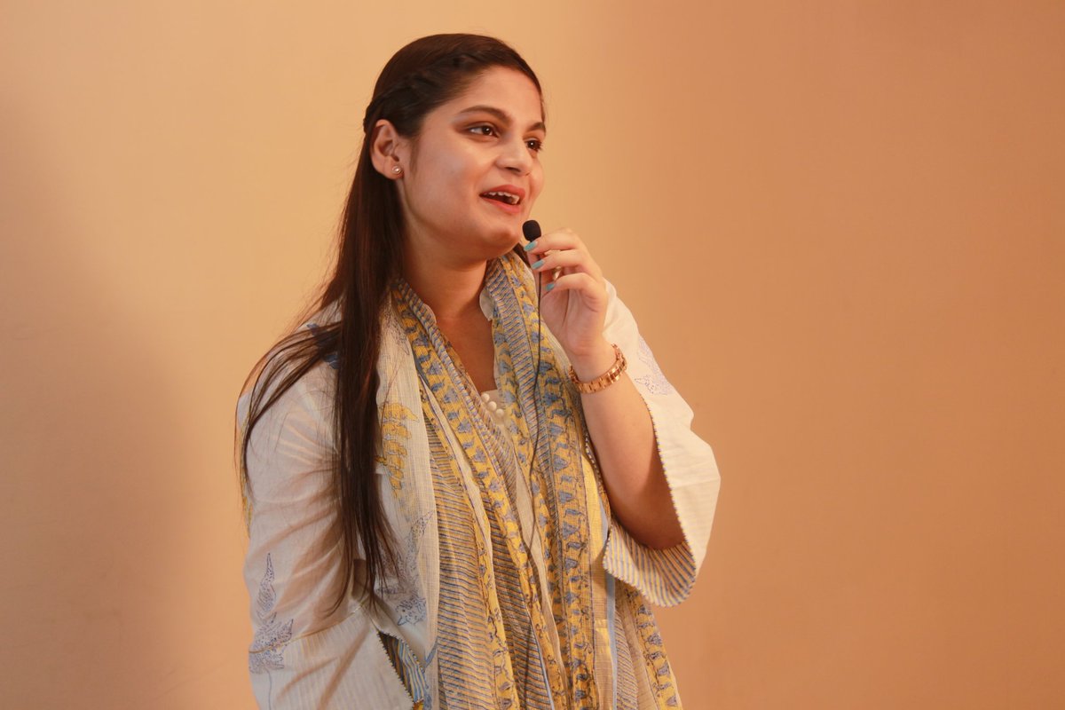 Maadhyam3's tweet photo. Maadhyam 2019 was a success and why not?🎉⭐
We had such empowering speakers this year.✨
Thank you @srishtidixit for accompanying  us and enlightening  us with your knowledge on the big day.❤
#mediaconclave #Bmmwale #maadhyam #maadhyam2k19 #speakup #beyourownkind https://t.co/sUODa0f4Fs
