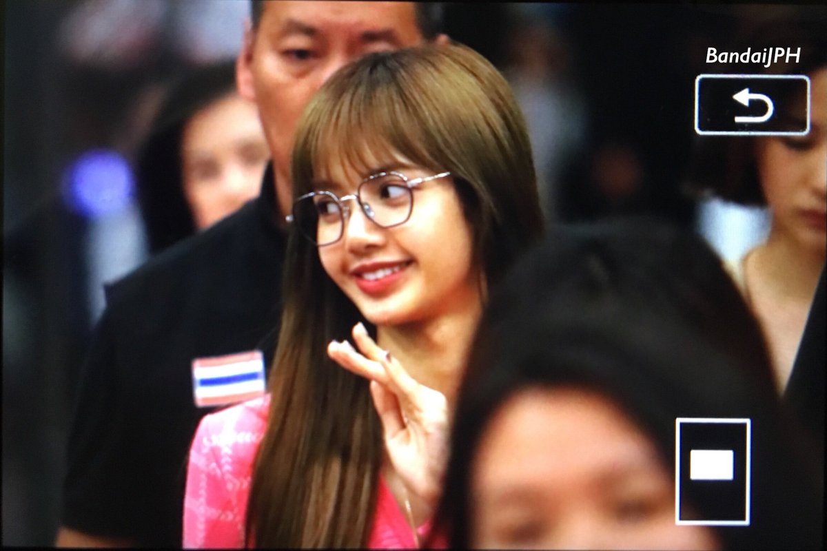 BandaiJPH's tweet photo. 191004 SVB 

#SafeFightLALISA 
#blackpink #블랙핑크 #lisa #lalisa #리사 https://t.co/ZGs9yUYFK0
