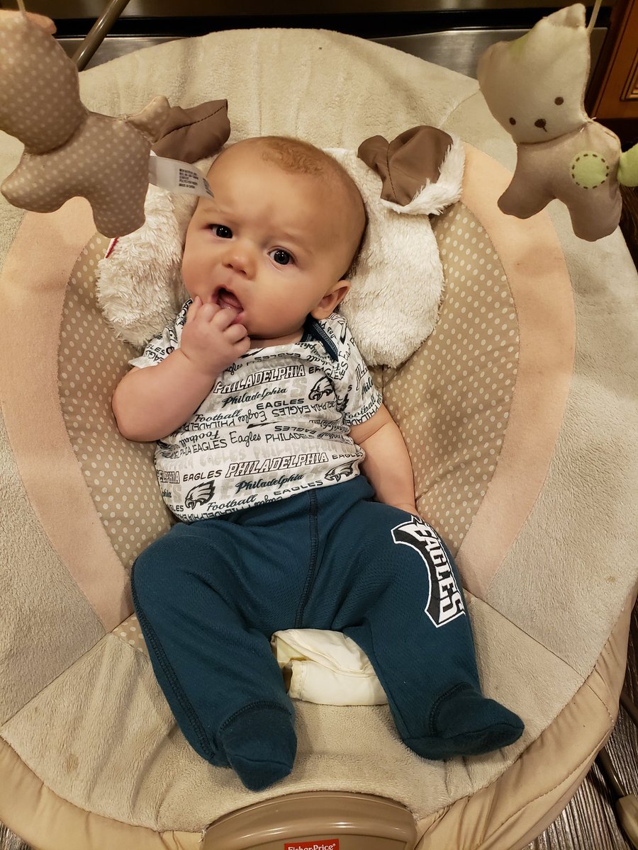 FreddyBurns_'s tweet photo. GAMEDAY! @Eagles #flyeaglesfly #FHB4 https://t.co/1cHTBONmtv