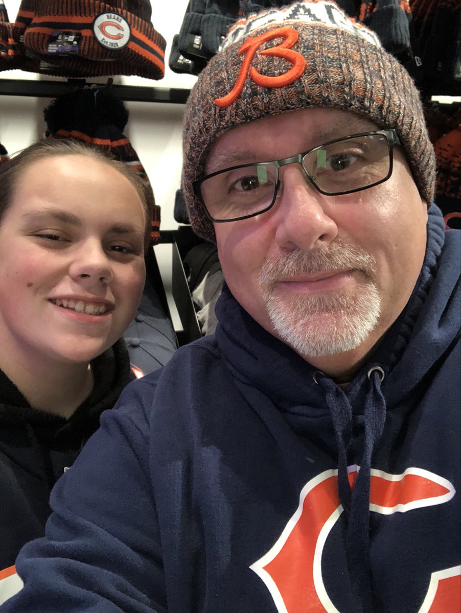 colin_roberts's tweet image. We’re in #DaShop 
This could do serious damage to my wallet 😂
🐻⬇️ #DaBears #Bears100