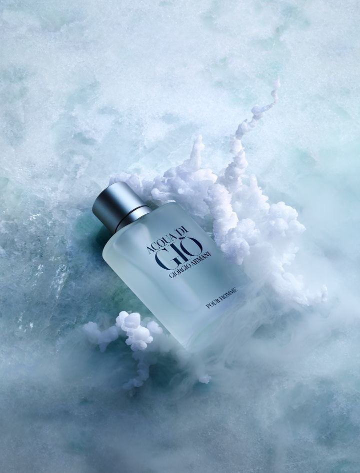 Januarhaikal's tweet photo. Ini adalah THREAD cadangan pembelian PERFUME bagi para lelaki yang first time nak beli yang mahal mahal ciked. I got your back bro. 

Semua perfume ni pernah dibeli dan dipakai oleh bang janu so i akan suggest yang paling padu didunia. 

Terimalah!
RT untuk rujukan diri sendiri. https://t.co/l3H1Pi0ouf