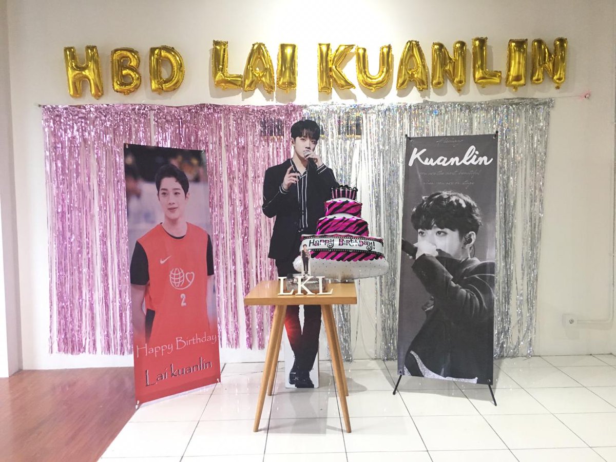 KuanlinUnionINA's tweet photo. 191006 Thank you so much, buat kehadiran dan keseruan kita siang ini. Nge games, nobar, dan sharing gift. Tetap support dan cinta our giant baby, Lai kuanlin. hoping our can see yall in the next year  ^^ 
We all love you, lai kuanlin INA https://t.co/8iRMPB6Q02