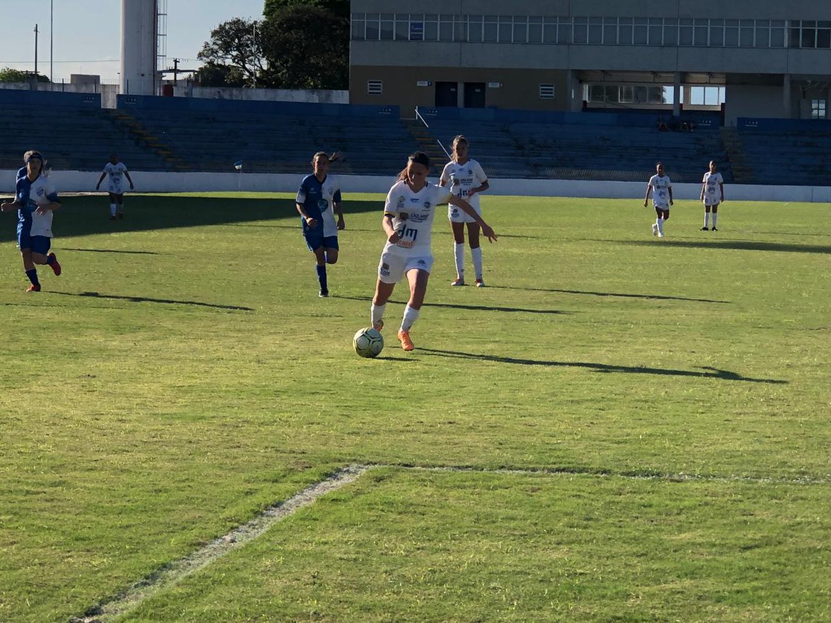 saojoseecfem's tweet photo. Hoje tem a equipe Sub-17 em campo. O São José recebe o São Paulo, pela abertura da Segunda Fase do Campeonato Paulista. Jogo será às 15h, com entrada gratuita.
📸: Gabriel Dantas/São José Futebol Feminino
#VaiSãoJosé #MeninasdaÁguia #AtletaCidadão #DMCard #RTSports https://t.co/I3rSnHsOOV