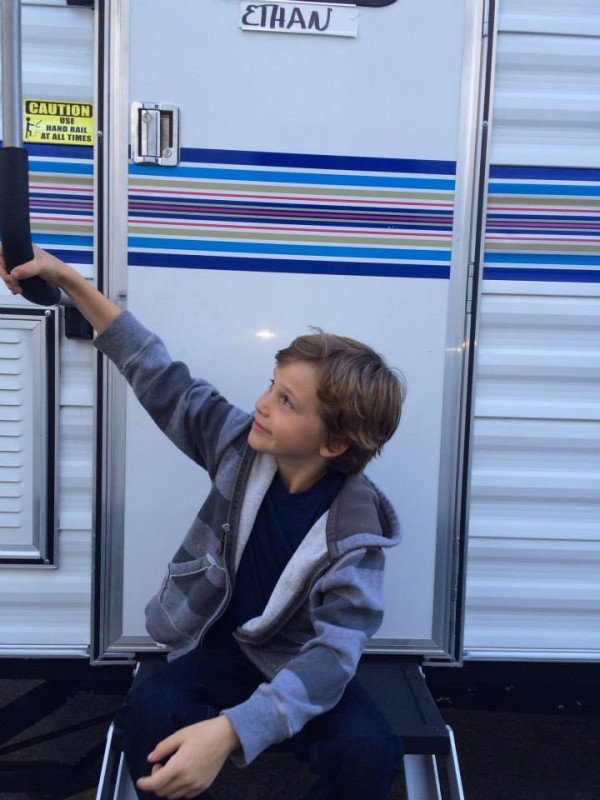 เข้ากับใครไม่เก่งหรอกนะ😩
#จะทําความรู้จักกับคนที่มารีทวิต