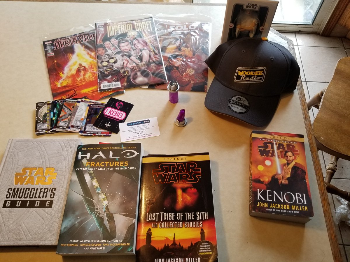 clonevlad's tweet image. Thank you @WookieeRadio for the great prizes! @JoeCaramagna @ChronicleBooks @RoqooDepot @IRebelDestiny @jjmfaraway @MarvelGeeks
