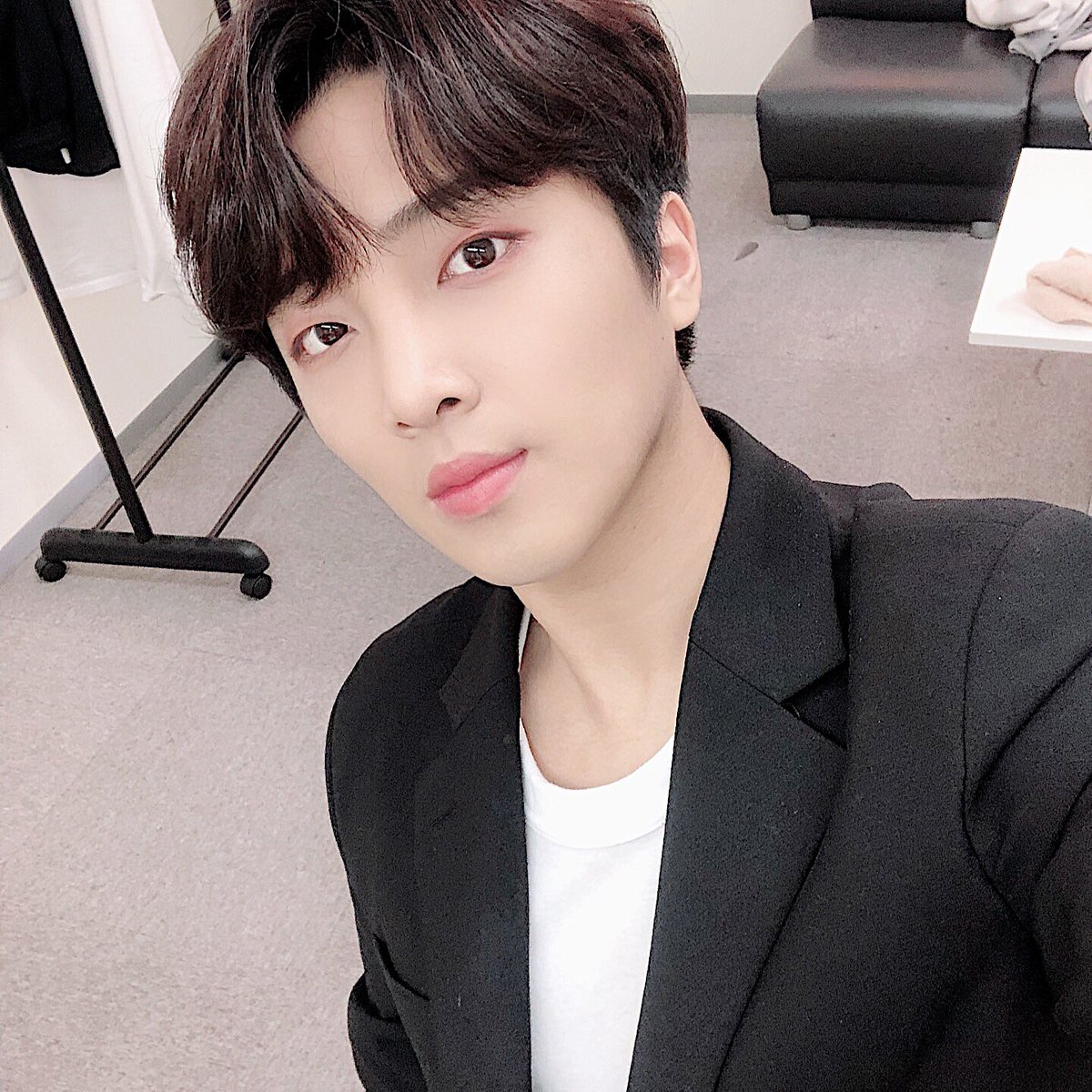 teamct_romeo's tweet photo. [윤성] 오랜만에 트위터 ❤️ https://t.co/iZ4Oq6yqig