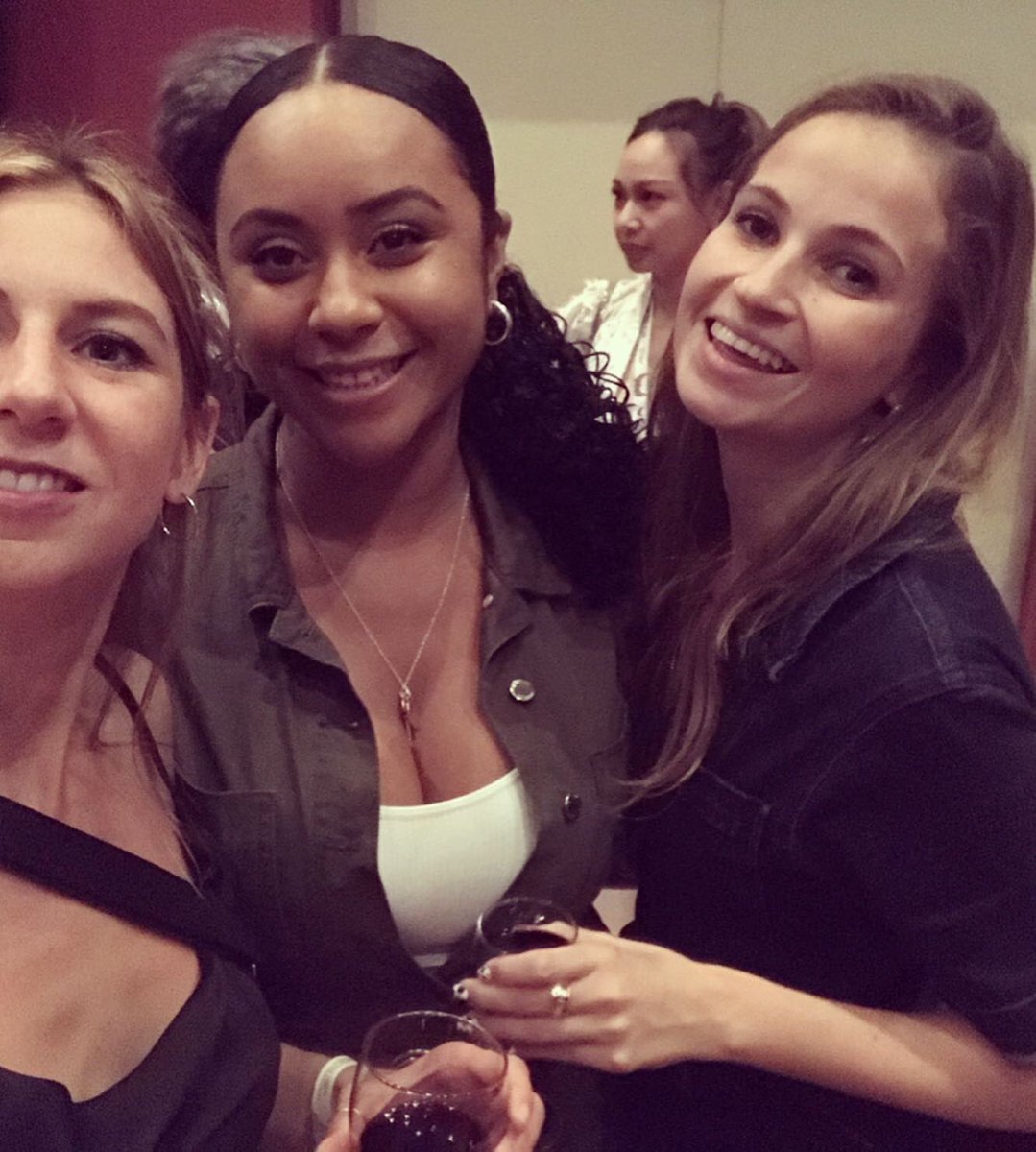 HarrietMoss's tweet photo. special weekend with special women at #shesaidsomeetsss #MEETsss
the world’s best conference, that’s for sure! ���� @shesaid_so https://t.co/KvlG9DFmwO