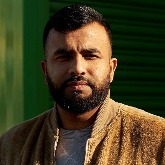 Acclaimed British spoken word poet Hussain Manawer will give a special performance at DMU's event to mark #WorldMentalHealthDay on Thursday (10 October) 💭 Find out more here 👉  socsi.in/6Lh9p   👈 #ProudToBeMore