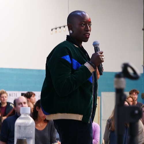 @Iam_Fatou  de <a href="/TheGVcommunity/">The  Great Village</a>  a tiré deux grands enseignement de son expérience personnelle qu'elle est venue nous transmettre ce matin:
1: Rêvez
2: Osez
Un message fort aux les étudiants venus aujourd'hui pour passer à l'action !