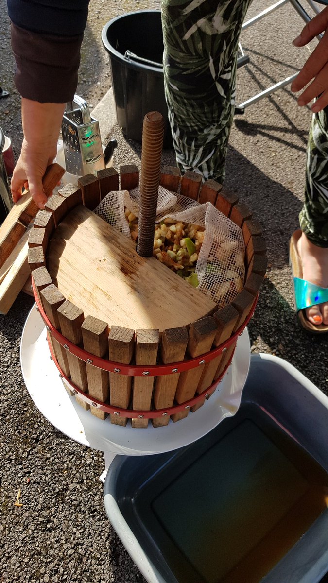 Fun_Bristol's tweet photo. In Yate today at Cranleigh Court Community Hub. The apple juice is delicious and the home grown home cooked soup is in it's way! https://t.co/0IiH1AkMwG