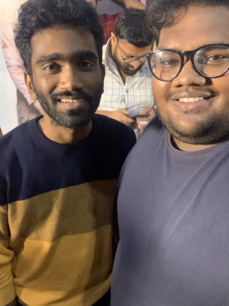 adithyaprnv21's tweet photo. Thank you for giving us a wonderful movie Bro!😄 You are the true hero of the film. It was nice meeting you 🥳😁@pradeeponelife #ComaliThanksGivingMeet #Comali50thday #comali #director @actor_jayamravi https://t.co/OLVKAulWQj