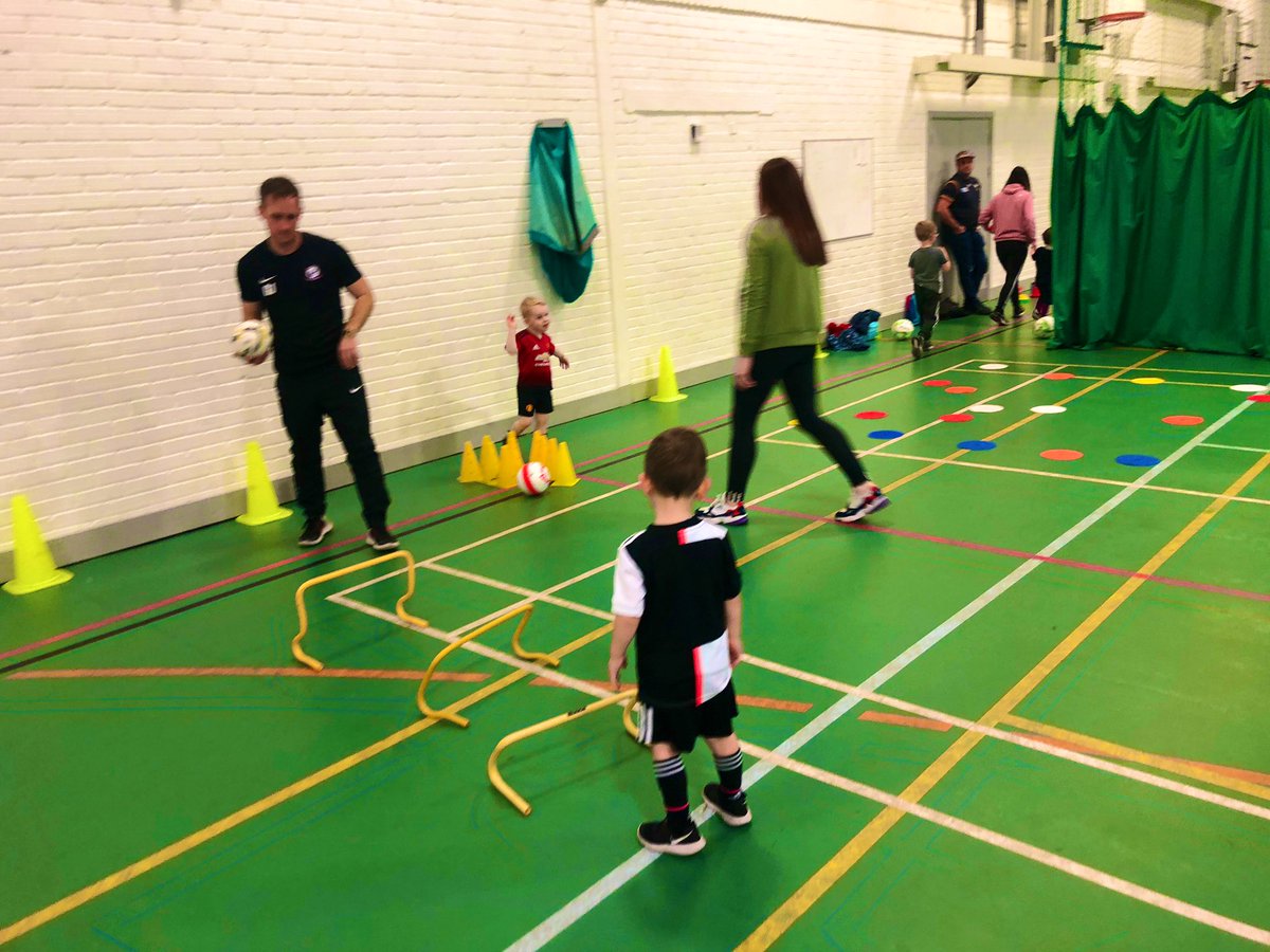 BrickfieldRFC's tweet photo. 🌟 Development is key for us at Brickfield Rangers as Sporting Director @andrew_ruscoe delivered the 2-4 year ##Ministarz Futsal session.
We would like to thank all the parents for coming along today where we hope you all had fun 👊
Sponsored by @SoccerMillion https://t.co/1GMOS4IDGK