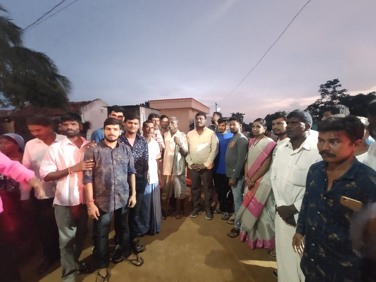 ఈ రోజు సద్దుల బతుకమ్మ పండుగను పురస్కరించుకుని కోతుల కుంట తండా నందు పాల్గొన్న జడ్పీ ఛైర్మన్ లోకనాథ్ రెడ్డి  గారు మరియు స్థానిక సర్పంచ్ ఎంపీటీసి జడ్పీటీసీ గారు పాల్గొన్నారు