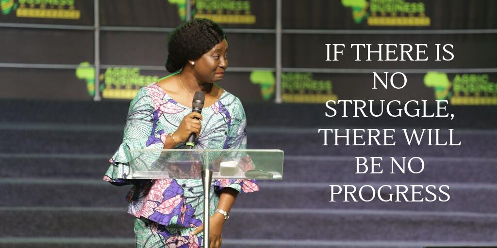 KeniMide's tweet photo. Prof @FolakeOdediran session #ABAC2019 was really an amazing session, I'm yet to recover from that awemazing session. Thank you so much for sharing Ma! I could relate with her narrative. Embrace the struggle, trust the process and don't you stop building!@agricbusinessng https://t.co/ku00fPEGVe