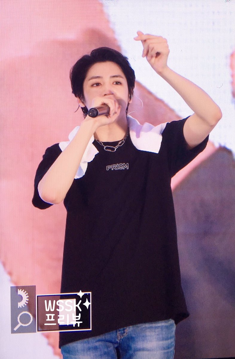 wssk0131's tweet photo. 191006 prism in TAIPEI

@CUBE_PTG

#우석 #정우석 #WOOSEOK
#펜타곤  #PENTAGON https://t.co/0cjl21izWq