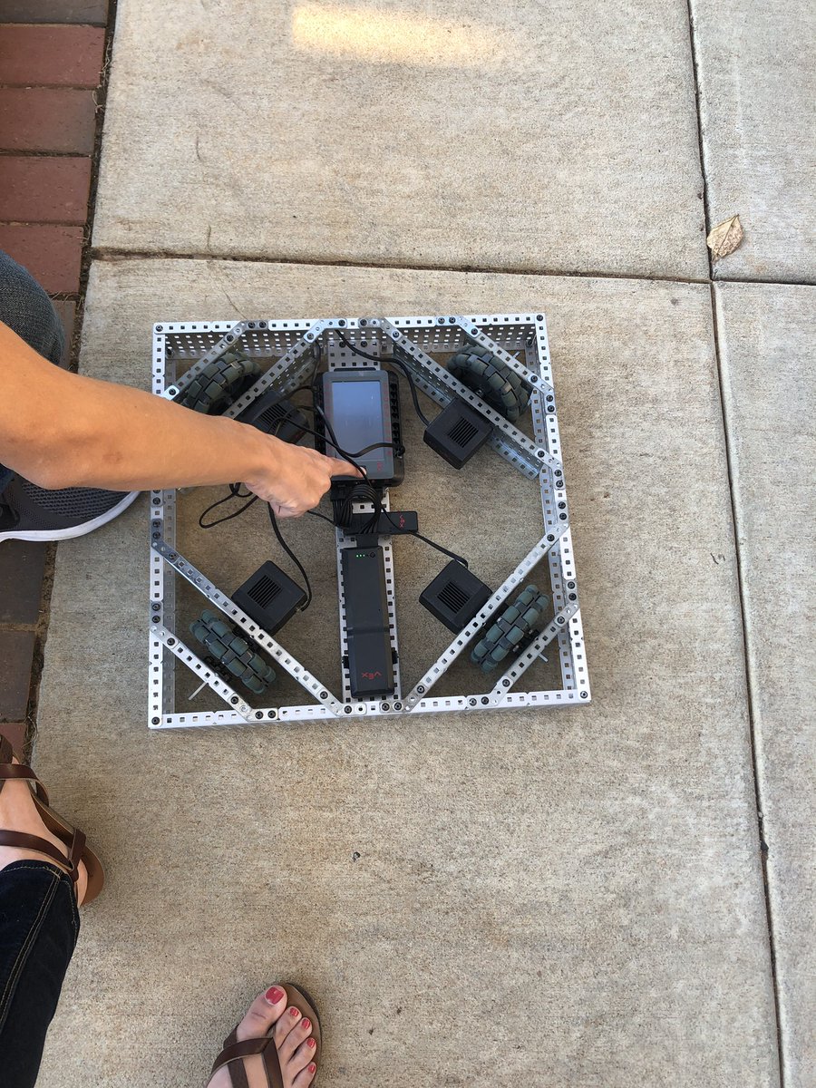 #OMSRobotics had a great time sharing their bots with the community at Oxfordfest yesterday.  #VRC #omgrobots