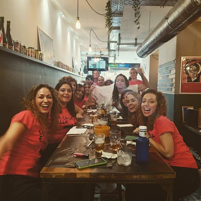 Cata de cervezas -con maridaje-. 😆😆 DeSpEdiDa De SoLtErA😆😆. #hops #cerveza #malaga #craftbeer #cervezaartesanal #hoppy #neipa #pilsner #americanpaleale #brewpub #restaurant #nocrapontap ift.tt/2LQbjKp