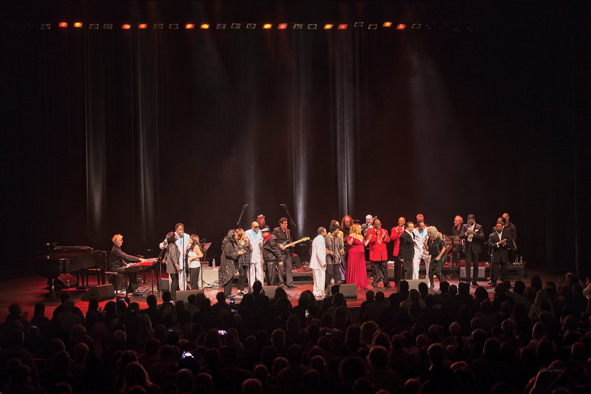 The grand finale of the Oh What a Night concert in support of mental health and addiction and <a href="/MichelleTitian/">Michelle Titian</a>'s Drive Foundation at First Ontario Concert Hall #HamOnt #livemusic