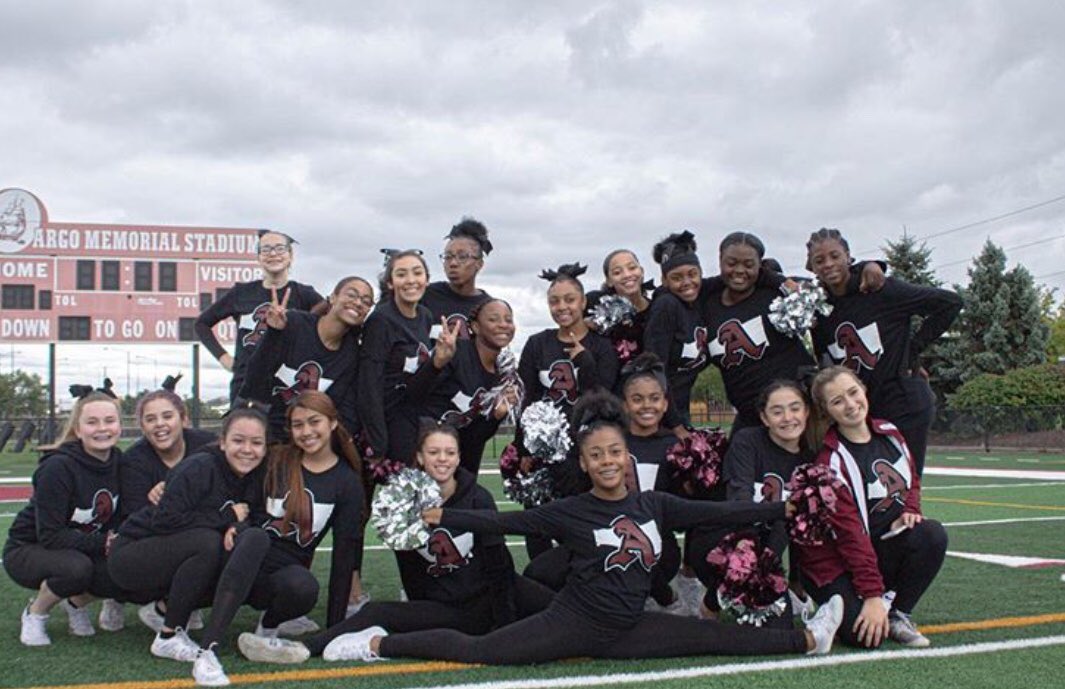 argohs217's tweet photo. Homecoming pep rally and parade moments captured and shared by sophomore Wessal Hammo.#argohoco19 #argo100years #argotennis @Argo_Loux #argoswimanddive #argopoms @ArgoPoms @pomskick5678 #argocheer https://t.co/BmsrxFeFtZ