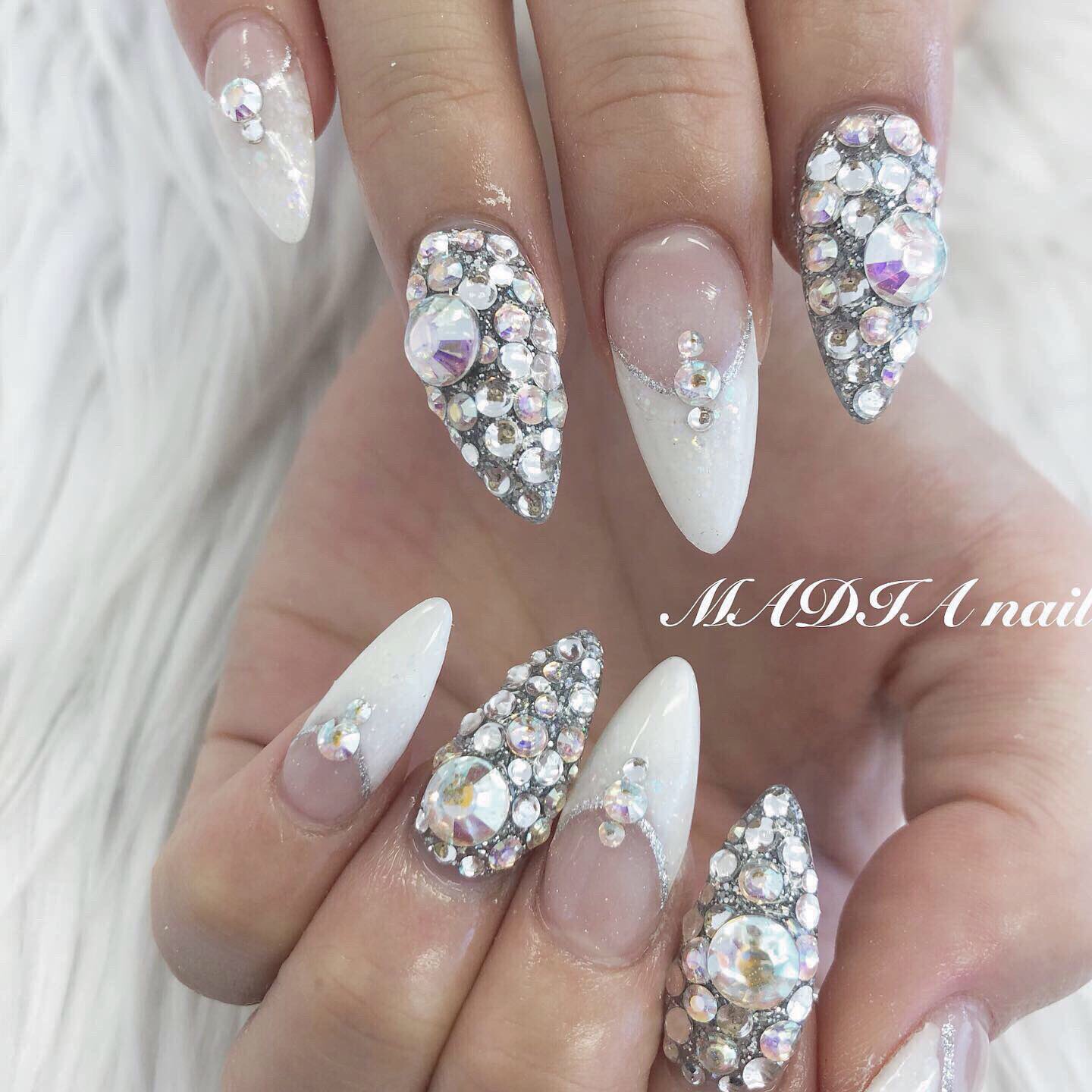 Madia Nail スカルプ 平塚 Nail スカルプ 平塚ネイルサロン 平塚激安スカルプ 湘南 平塚スカルプ 藤沢 藤沢スカルプ ネイルデザイン 秋ネイルデザイン 平塚madia 可愛い マディア キラキラネイル キャバ嬢 キャバクラ Nail