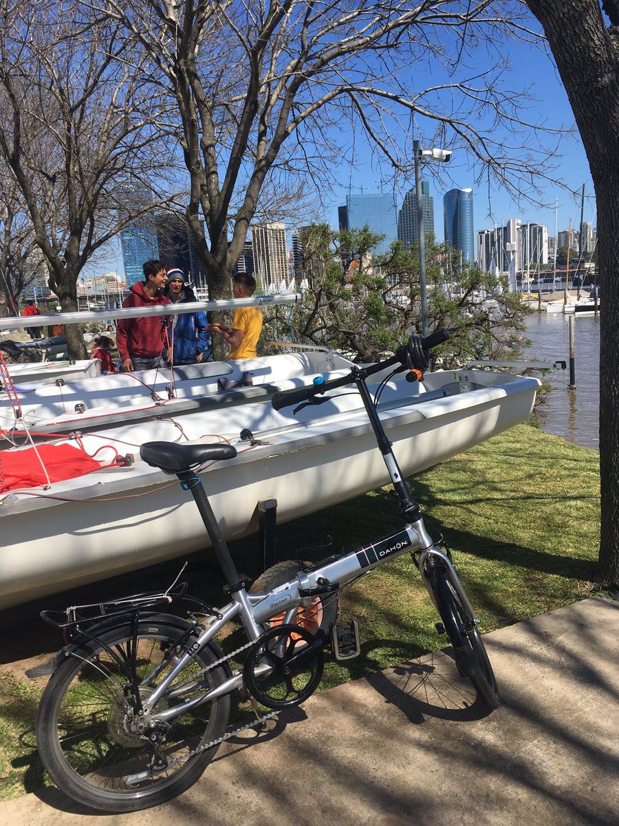 clavero_cesar's tweet photo. @DahonBikes 🚲+⛵️+🏙=❤️ https://t.co/veFi7NewQp
