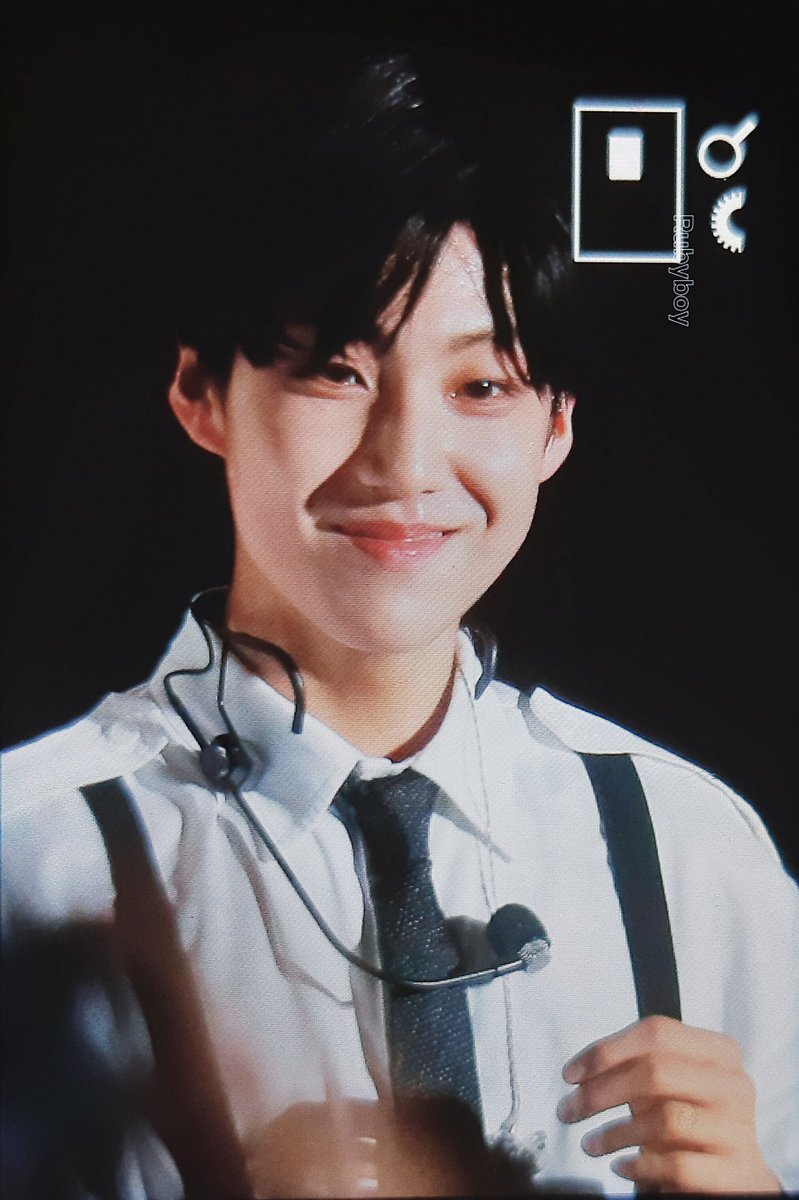 ruby_boy1026's tweet image. 191006 SMUF 프리뷰 

#이은상 #LEEEUNSANG #X1