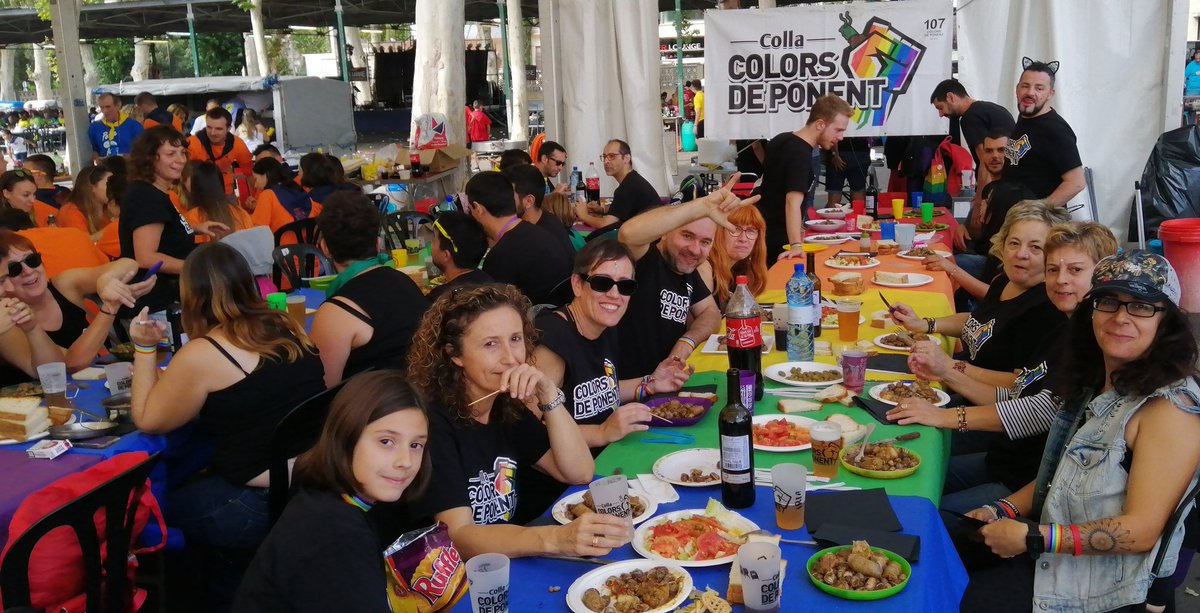 saboira's tweet photo. #CollaColorsdePonent #AplequetLleida2019 No ha faltat detall... #GranColla
#CalRetjo #Alveo @pentagrama_nits #SKT #BonPaper #CapdeColla #Cuinera #voluntàries #cafeteriaLoMarraco #Coloraines #Colorainetes...
Moltes Gràcies!!!
❤️🧡💛💚💙💜 https://t.co/q6Rz1flSrs