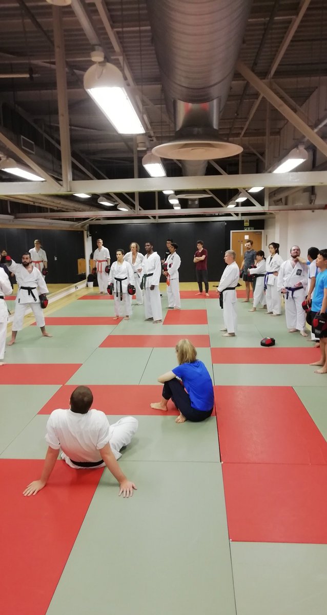LUU Karate tweet media