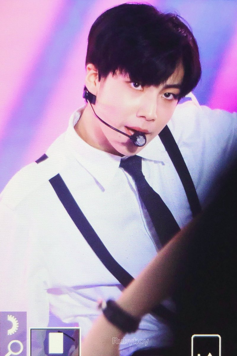 ruby_boy1026's tweet image. 191006 SMUF 프리뷰 

🚨🚨

#이은상 #LEEEUNSANG #X1