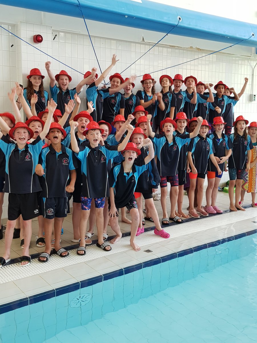 SwimCoventry's tweet photo. Great job from the Junior League team, 3rd in the semi-final and through to the @arenaUK_ national final on the 24th November! Well done to all the swimmers, team managers, coaches and parents! #fastswimming #COCSC #bethebestyoucanbe @cvlifenews @curtainsblinds https://t.co/p1NGeRgd1b