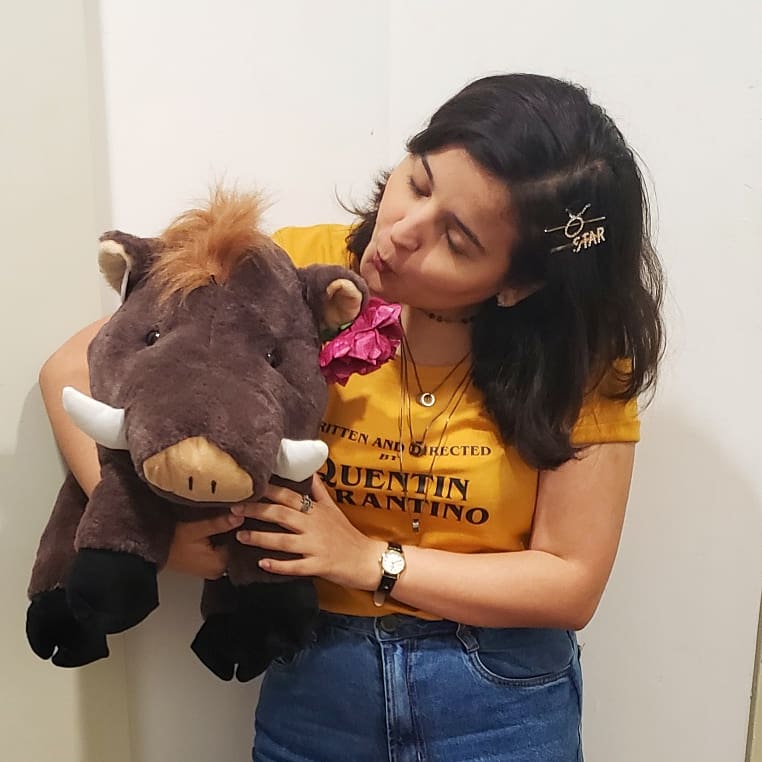 cariciatemporal's tweet photo. Pegando minha carteirinha de cidadã da nação Javaporquista! Diretamente da grande Matão!#FestPiaui #javaporco @revistapiaui @zerotoledo https://t.co/UnbhKVO2xz