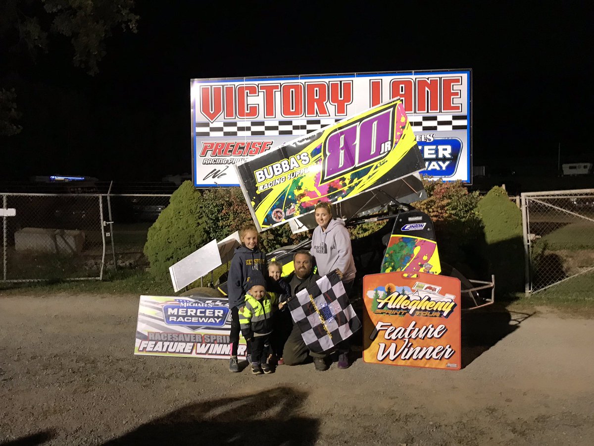 Courtie33's tweet photo. And he did it again for night #2 #littleguynationals #night2 #beaberbuilt #torchedupandwinning https://t.co/BBIJAFzKRz