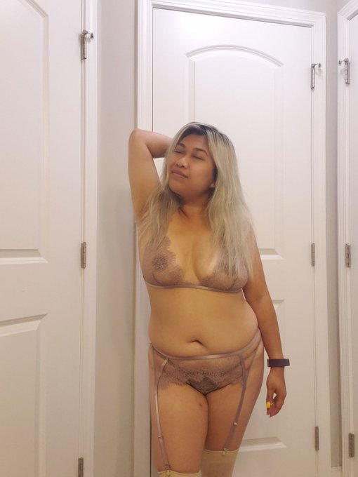 Honestly I should post more but I just forget lmao. I'll try to post some of these older goodies throughout<a href="/tag/mvsales"class="tags"><span>#mvsales</span></a>