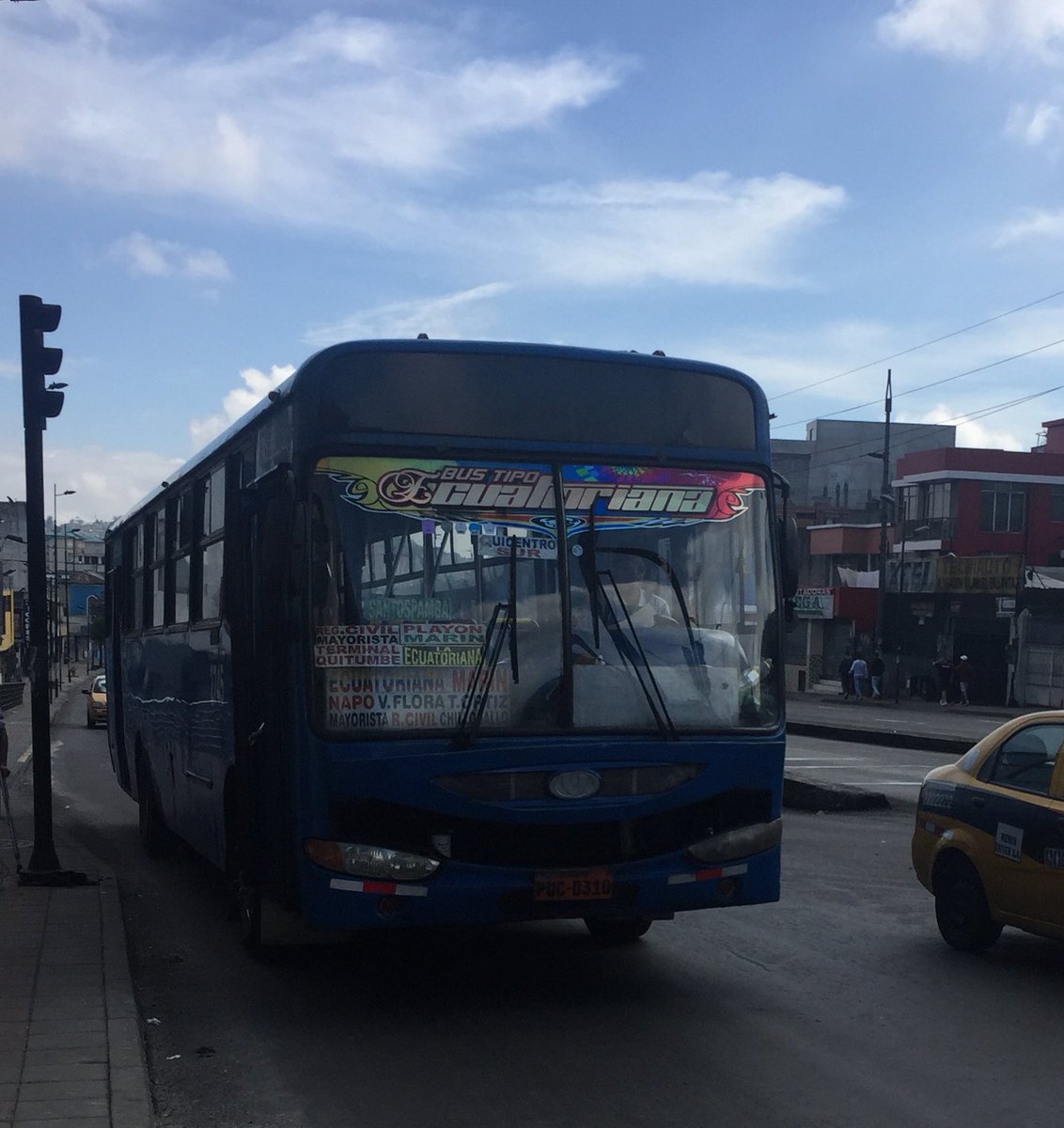 estrell53676806's tweet photo. @AMTQuito Ese bus el día de hoy me quería cobrar $0.35 mi pasaje revisen esa cooperativa https://t.co/Se60f0PPrq