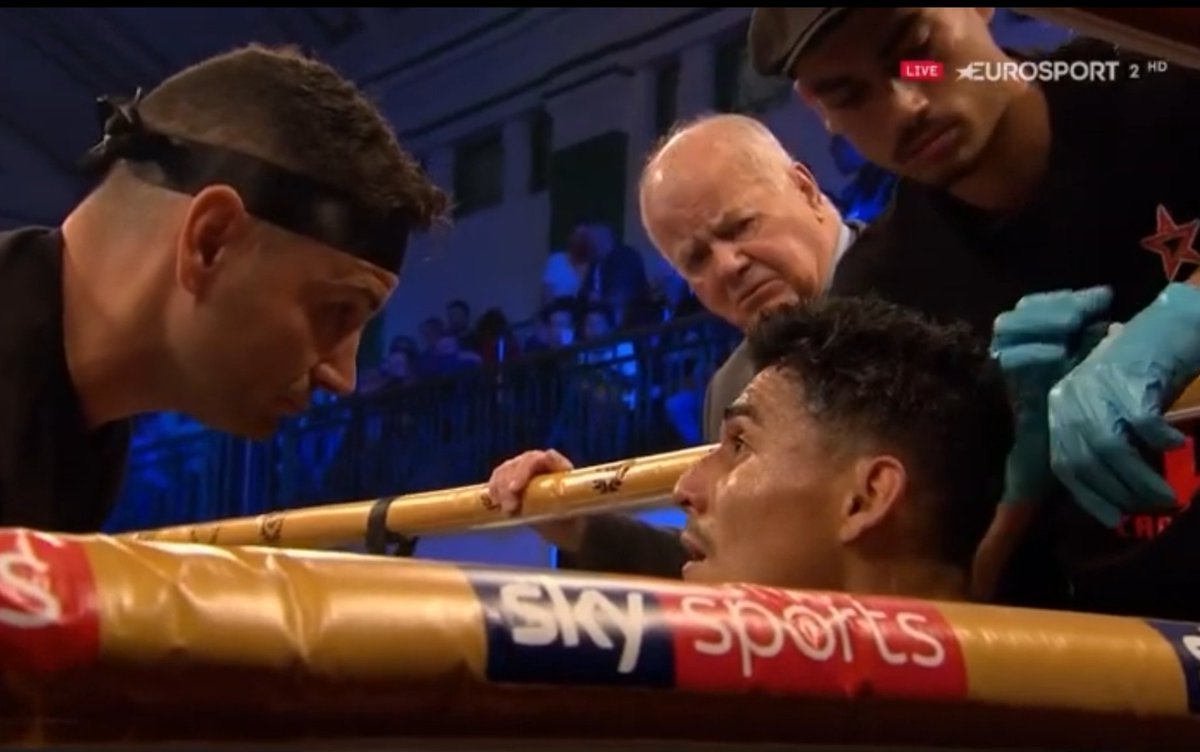 BravidoLera's tweet image. Gran experiencia haber trabajado en dos de los combates del #GoldenContract, asistiendo en la esquina a @carlos_ramos_teamcr y a @el_maja_socarras. A estas vivencias  fuera de casa no se les puede poner precio.
.
.
.
@tapeandwrap #cutman #cornerman #boxing #Cuts