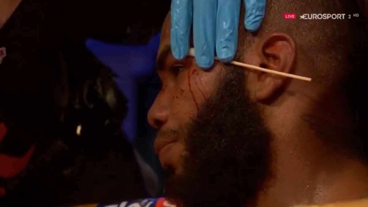 BravidoLera's tweet image. Gran experiencia haber trabajado en dos de los combates del #GoldenContract, asistiendo en la esquina a @carlos_ramos_teamcr y a @el_maja_socarras. A estas vivencias  fuera de casa no se les puede poner precio.
.
.
.
@tapeandwrap #cutman #cornerman #boxing #Cuts