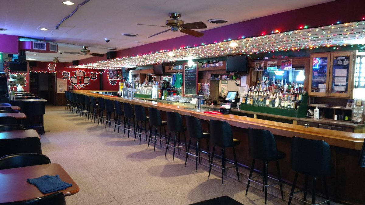 You might think dive is a derogatory term, but a visit to these favorite Saint Paul watering holes may just change your mind → visitsaintpaul.com/blog/best-sain…