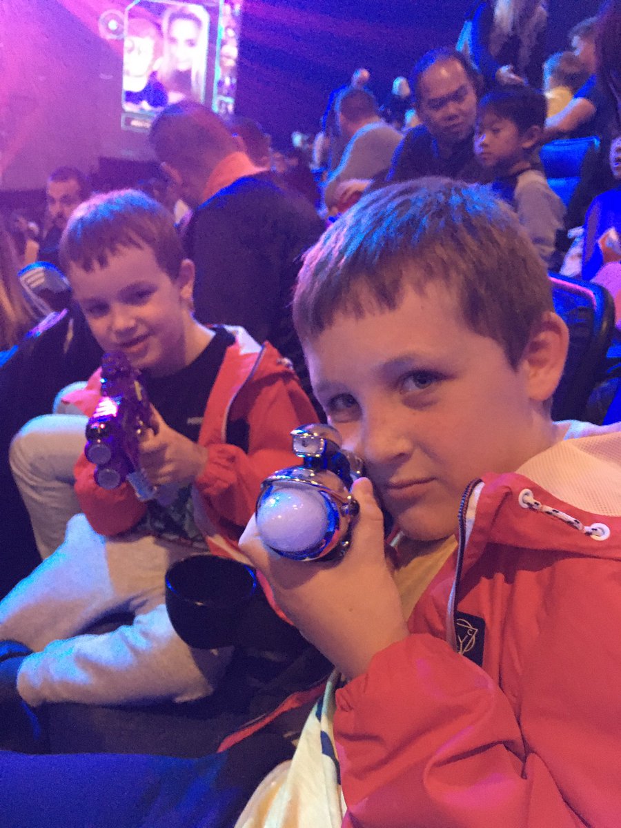ajwaller1975's tweet photo. #marveluniverselive https://t.co/VwYK1GDBSe