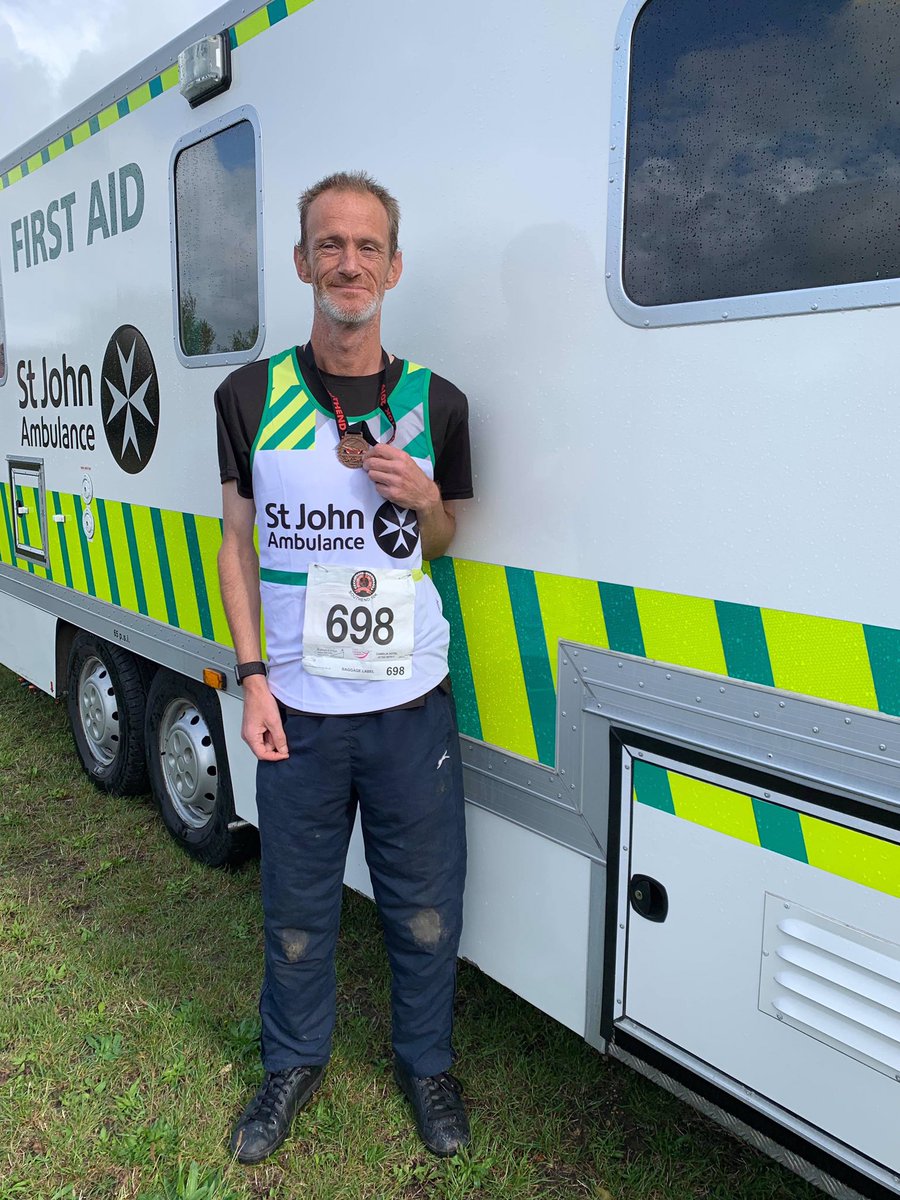 DarrollAdlingt1's tweet photo. Well I completed the Southend 10k in 1 hour 3 minutes and 46 seconds and raised about £200 towards a new aed for @SJA_Southend https://t.co/ka8XMD5nbF