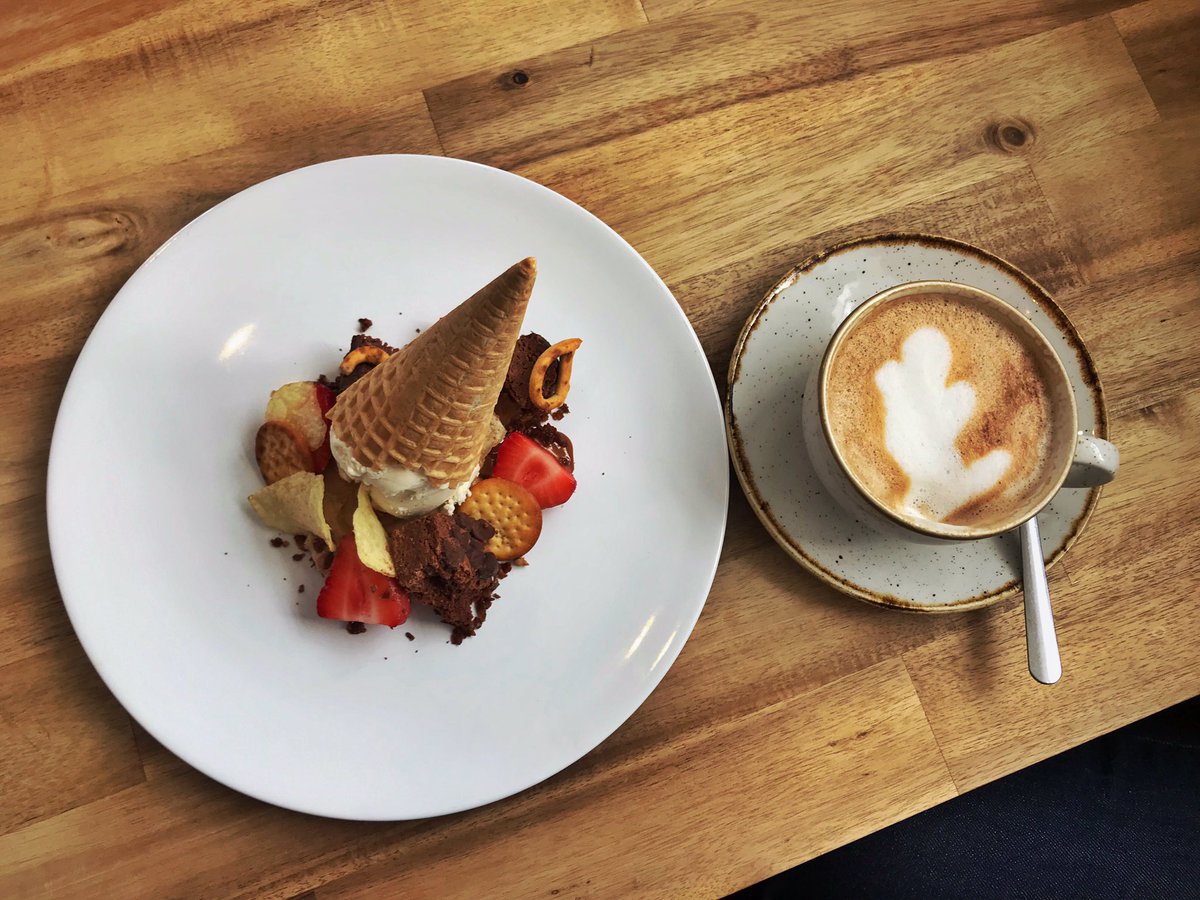 KimShutler's tweet photo. @Feed__Leeds #everyweekendlikeaholiday https://t.co/cdP6OTPghB