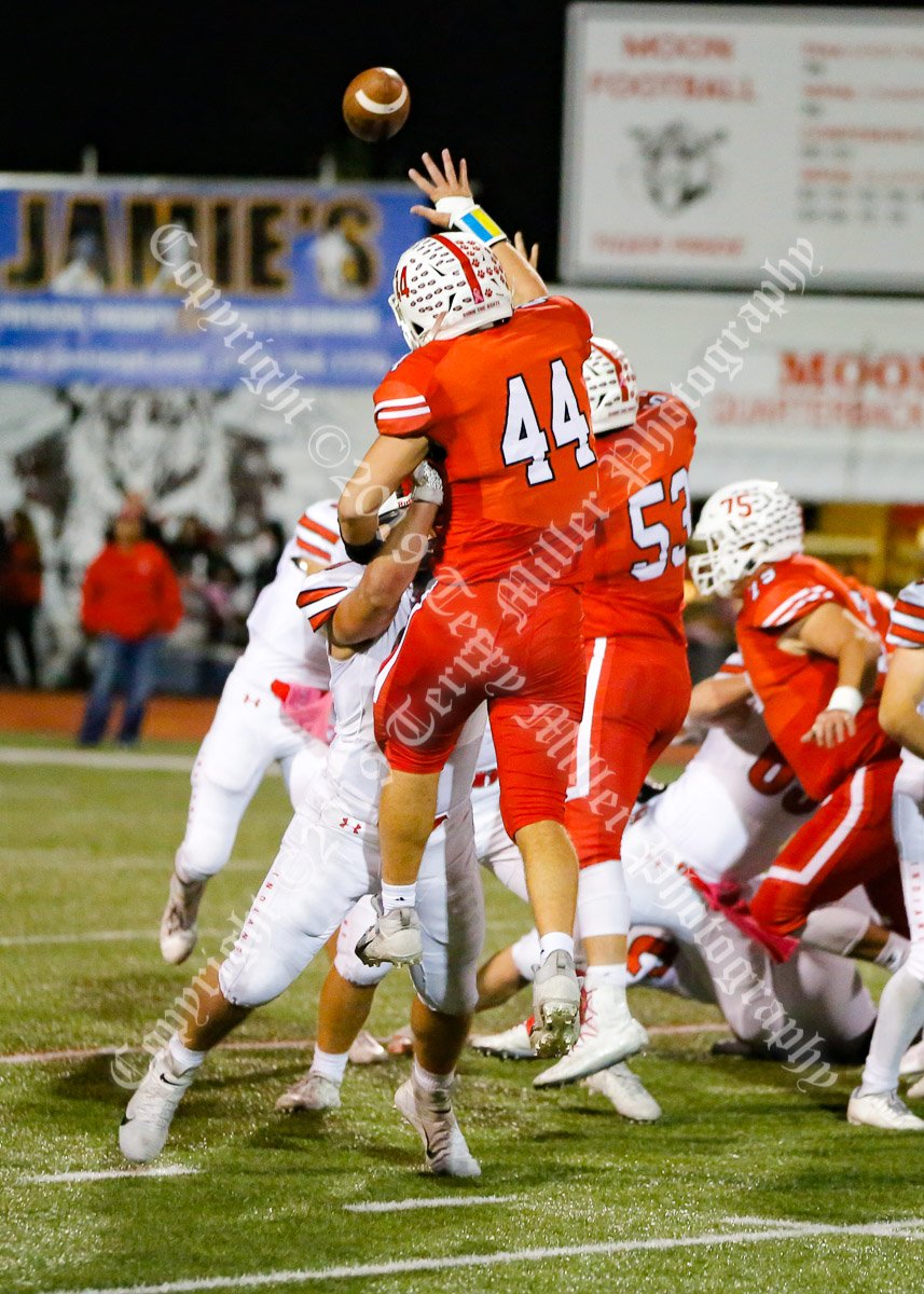 Okay, busy weekend as yesterday was my birthday. I really like to go though the pics by now but this week they are going to wait until Sunday night. But this one stuck out as I started a presort. I give you <a href="/DylanSleva/">Dylan Sleva</a>