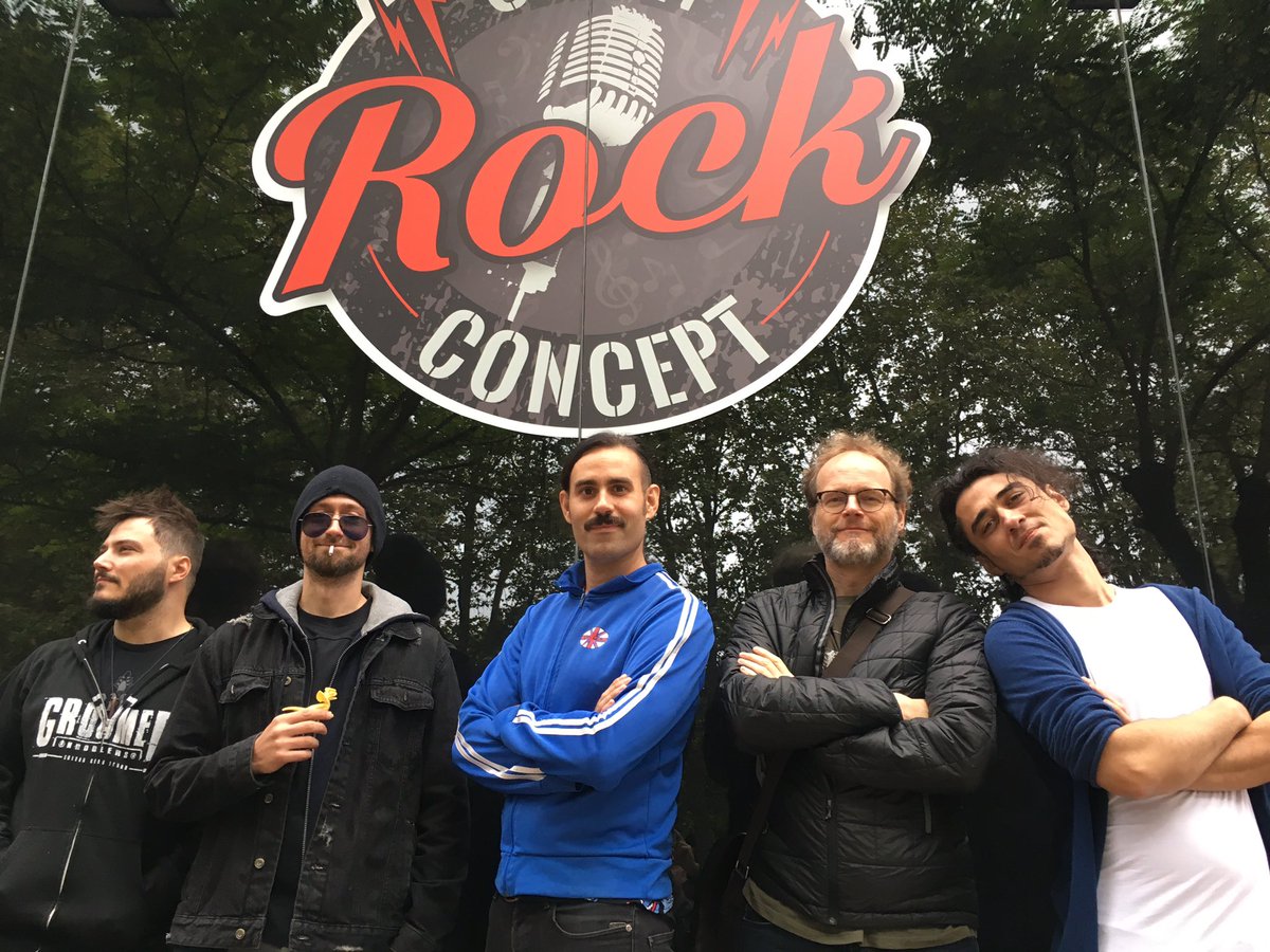 ChuseJoven's tweet photo. Último concierto de la gira junto a #hartmann en #urbanrockconcept #vitoria #gasteiz a las 20:00 hrs
Gracias todos los que han participado en la gira!!!
@tony_waka #torstenweber #jorgesantana #sergiopascual https://t.co/KBQn4VumOX
