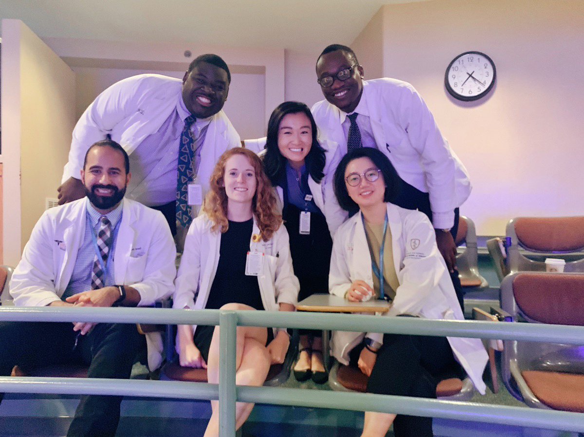 Thank you, @YaleSurgery, for sharing your knowledge and your operating rooms with us! It’s been an incredible past month ✨  #visitingstudents #willtravelforwork @YaleVascular