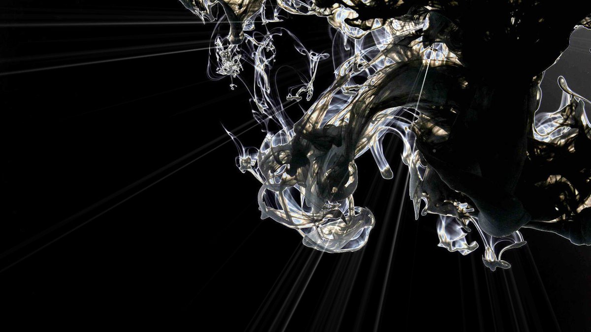 公式 通り魔 パズドラの透過素材公開中 Pa Twitter 今回の逆光加工ですが 背景にも応用できるんですね 初尻 煙にも使えるんですね 原画 加工後