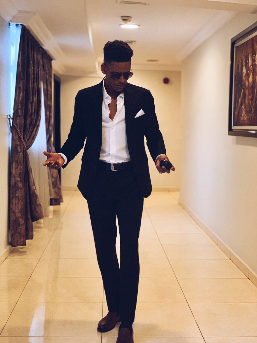 zowiehillz's tweet photo. Whose ur zaddy again??
Could they ever? Could they?
Drip it drip  it ezozo😍🔥🔥🔥 https://t.co/e10cw3Q4JU