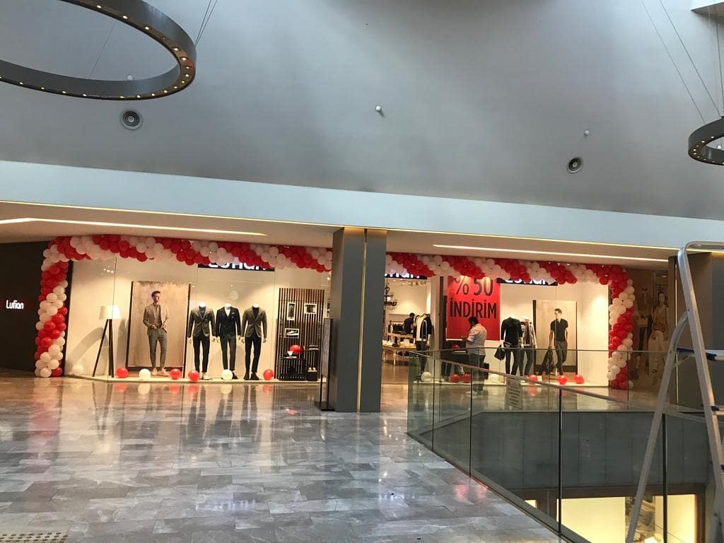 Lufian Avm Gezgini Alisveris Merkezleri Magazalar Cafe Ve Restorantlar Etkinlikler
