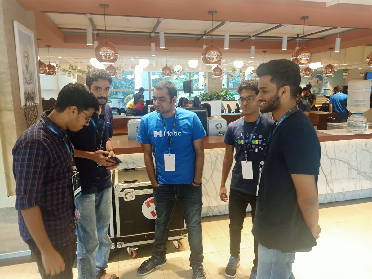 0xchandresh's tweet photo. Best part about attending #Hackathons is you get to hear loads of mind boggling ideas 😃
Learning never stops 💡
#GameOasisHackathon https://t.co/5EQgkRklXW