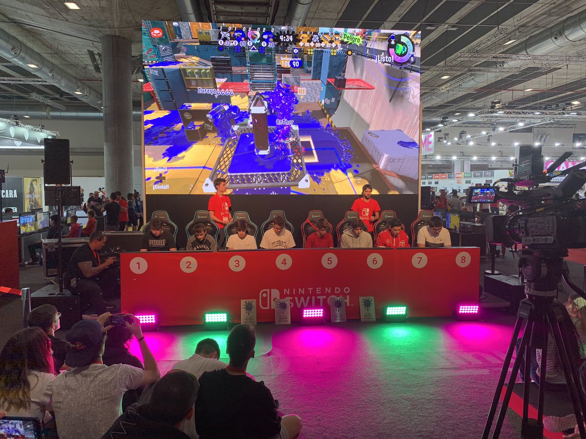 Madrid Games Week (@madgamesweek) on Twitter photo Ahora siiiiii! #Splatoon2EuropeanChampionship en <a href="/NintendoES/">Nintendo España</a> 🎉 ¿veis los premios ahí abajo? Tan cerquita.... 🌝 Ahora siiiiii! #Splatoon2EuropeanChampionship en <a href="/NintendoES/">Nintendo España</a> 🎉 ¿veis los premios ahí abajo? Tan cerquita.... 🌝