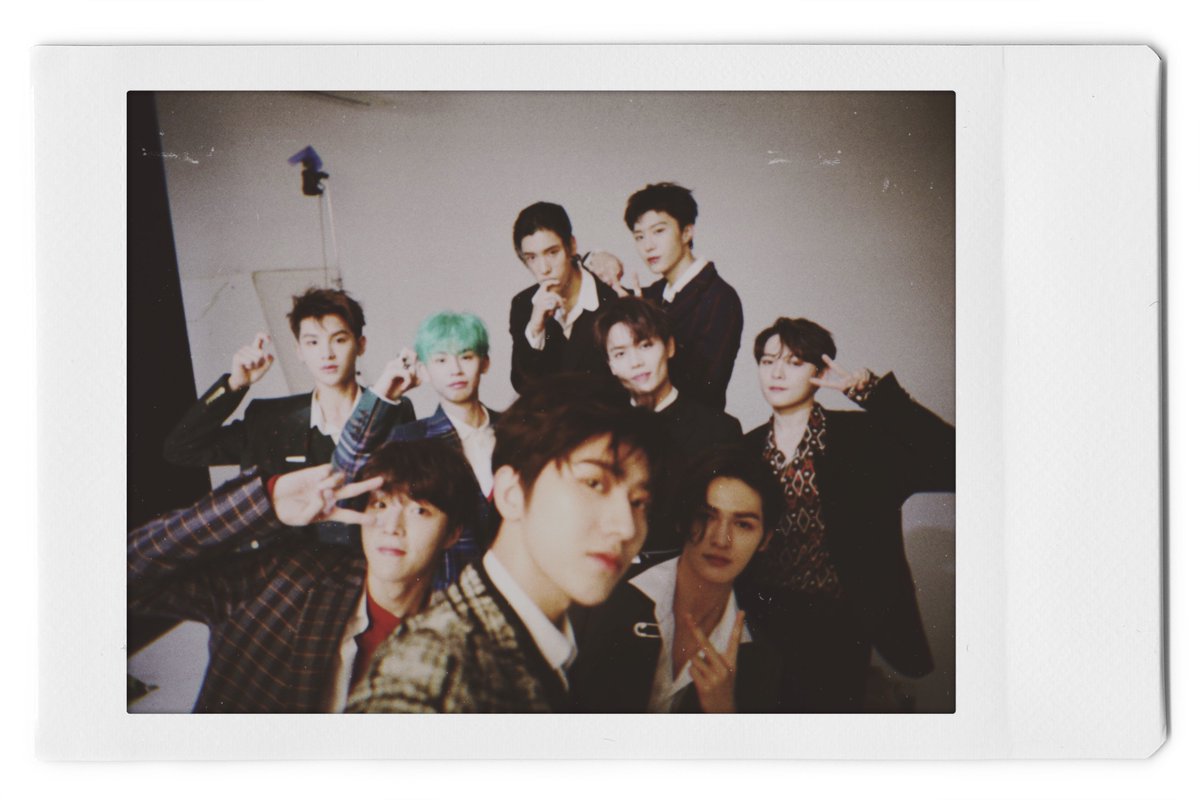 TrendingWeibo's tweet photo. #NinePercent members share a group selfie with 9 matching captions: "Forever💙​​​​" https://t.co/x11MXQZIfl